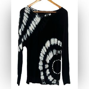 International concepts sweat Shirt Spiral Tie Dye With Gems Super Soft Sz L